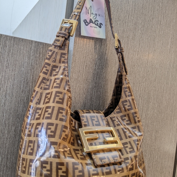 Fendi: Vinyl PVC Monogram FF Plate Baguette - Picture 8 of 17